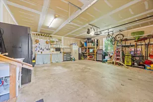 531 Auburn St, Portland, ME 04103 - Photo 29