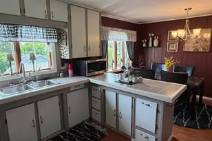 9 Spring St, Caribou, ME 04736 - Photo 7