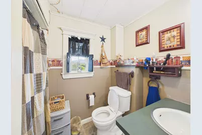 28 Silver Street, Mars Hill, ME 04758 - Photo 27