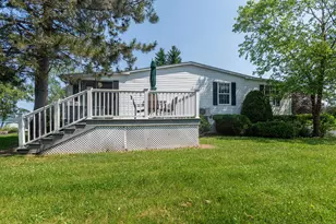 25 Green Point Rd, Madawaska, ME 04773 - Photo 11