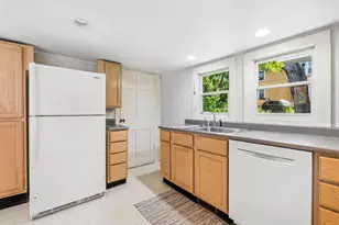 13 Green St, Topsham, ME 04086 - Photo 15