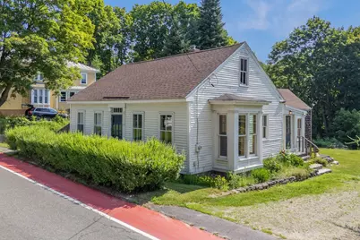 13 Green Street, Topsham, ME 04086 - Photo 1