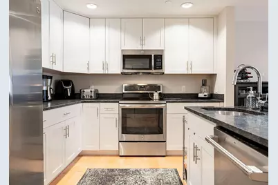 25 High Street #410, Portland, ME 04101 - Photo 5