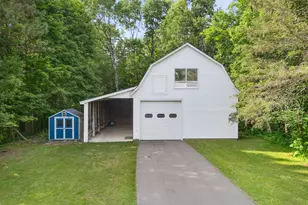 517 Blackstream Rd, Hermon, ME 04401 - Photo 13