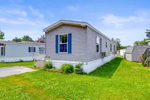 37 Village Dr, Lewiston, ME 04240 - Photo 27