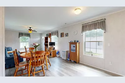 37 Village Drive, Lewiston, ME 04240 - Photo 11