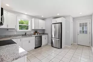 54 Glenwood Ave, Saco, ME 04072 - Photo 15