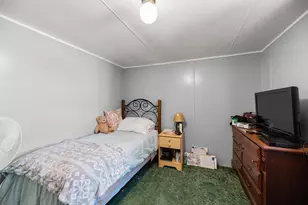 9 Long Ave, Clinton, ME 04927 - Photo 5