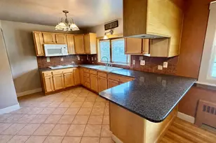 14 Howard St, Mexico, ME 04257 - Photo 7