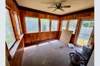 14 Howard Street, Mexico, ME 04257 - Photo 13