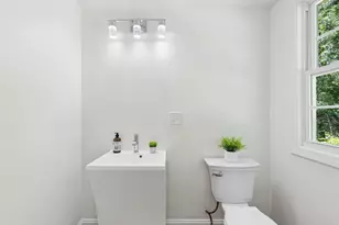 28 Douglas St, Lisbon, ME 04252 - Photo 17