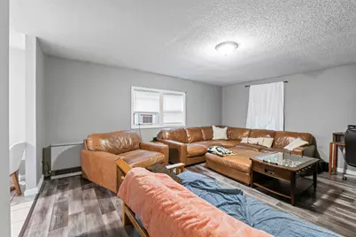 22 Spring Street, Gardiner, ME 04345 - Photo 3