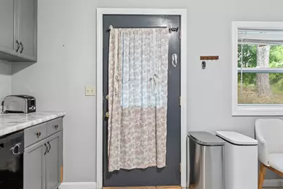 22 Spring Street, Gardiner, ME 04345 - Photo 11