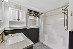 108 Middlesex Rd, Topsham, ME 04086 - Photo 13