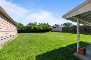 66 Rideout Ave, Lewiston, ME 04240 - Photo 17