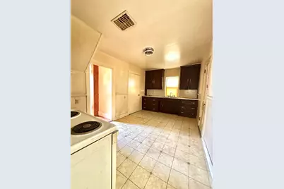 80 Maverick Street, Rockland, ME 04841 - Photo 17