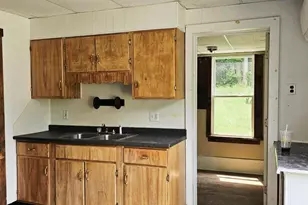 123/127 Washington St, Rumford, ME 04276 - Photo 3