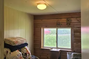 248 Pine St, Rumford, ME 04276 - Photo 5