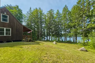 660 Sprague Rd, Waldoboro, ME 04572 - Photo 1