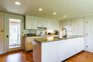 48 Mechanic St, Camden, ME 04843 - Photo 3