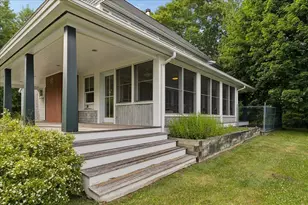 31 State St, Castine, ME 04421 - Photo 3