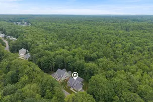 27 Sycamore Ln, Kennebunk, ME 04043 - Photo 3