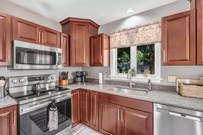 5 Chenault Street, Lewiston, ME 04240 - Photo 9