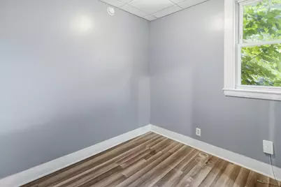 82 Hampshire Street, Auburn, ME 04210 - Photo 11