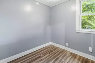 82 Hampshire St, Auburn, ME 04210 - Photo 11