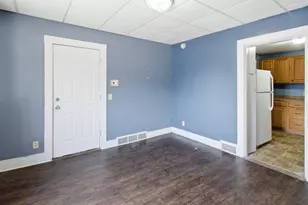 82 Hampshire St, Auburn, ME 04210 - Photo 7