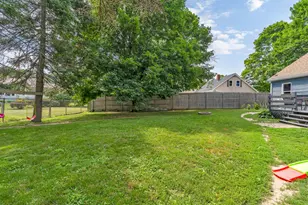 385 Essex St, Bangor, ME 04401 - Photo 9