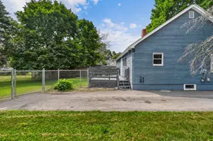 385 Essex St, Bangor, ME 04401 - Photo 7