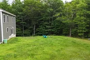 141 Bradbury St, Lewiston, ME 04240 - Photo 91