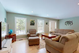 141 Bradbury St, Lewiston, ME 04240 - Photo 19