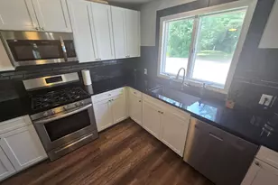 884 Transalpine Rd, Lincoln, ME 04457 - Photo 17