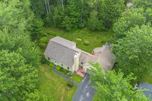 13 Hawthorn Cir, Scarborough, ME 04074 - Photo 3