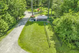37 Loon Dr, Newport, ME 04953 - Photo 13