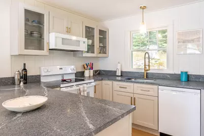 687 Sunshine Road, Deer Isle, ME 04627 - Photo 11