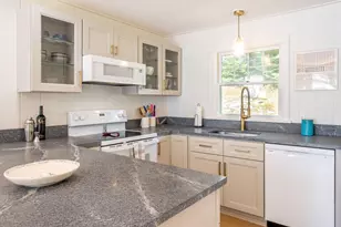 687 Sunshine Rd, Deer Isle, ME 04627 - Photo 11