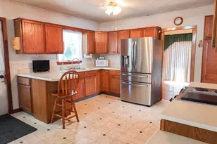 5 Payne St, Lewiston, ME 04240 - Photo 7