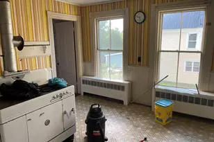 233 Madawaska Ave, Pittsfield, ME 04967 - Photo 11