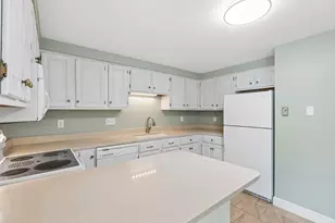 9 Benjamin Hubbard Ln, Kennebunk, ME 04043 - Photo 15