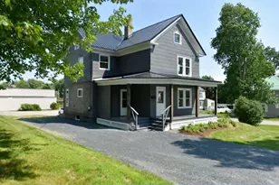 76 Court St, Dover Foxcroft, ME 04426 - Photo 3