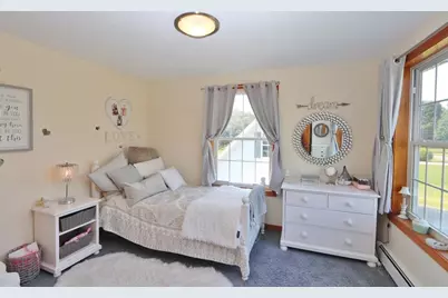 2025 Glenwood Avenue, Hermon, ME 04401 - Photo 25