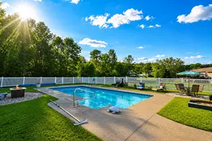 2025 Glenwood Ave, Hermon, ME 04401 - Photo 9