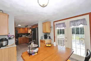 2025 Glenwood Ave, Hermon, ME 04401 - Photo 17