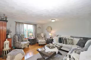 2025 Glenwood Ave, Hermon, ME 04401 - Photo 11