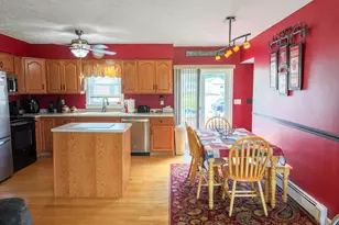 15 Kevin St, Lewiston, ME 04240 - Photo 11