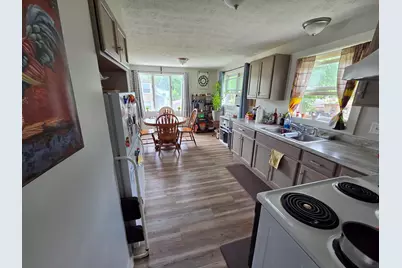 79 Dow Avenue, Lewiston, ME 04240 - Photo 3