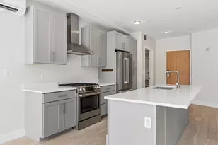 387 Commercial St, Portland, ME 04101 - Photo 15